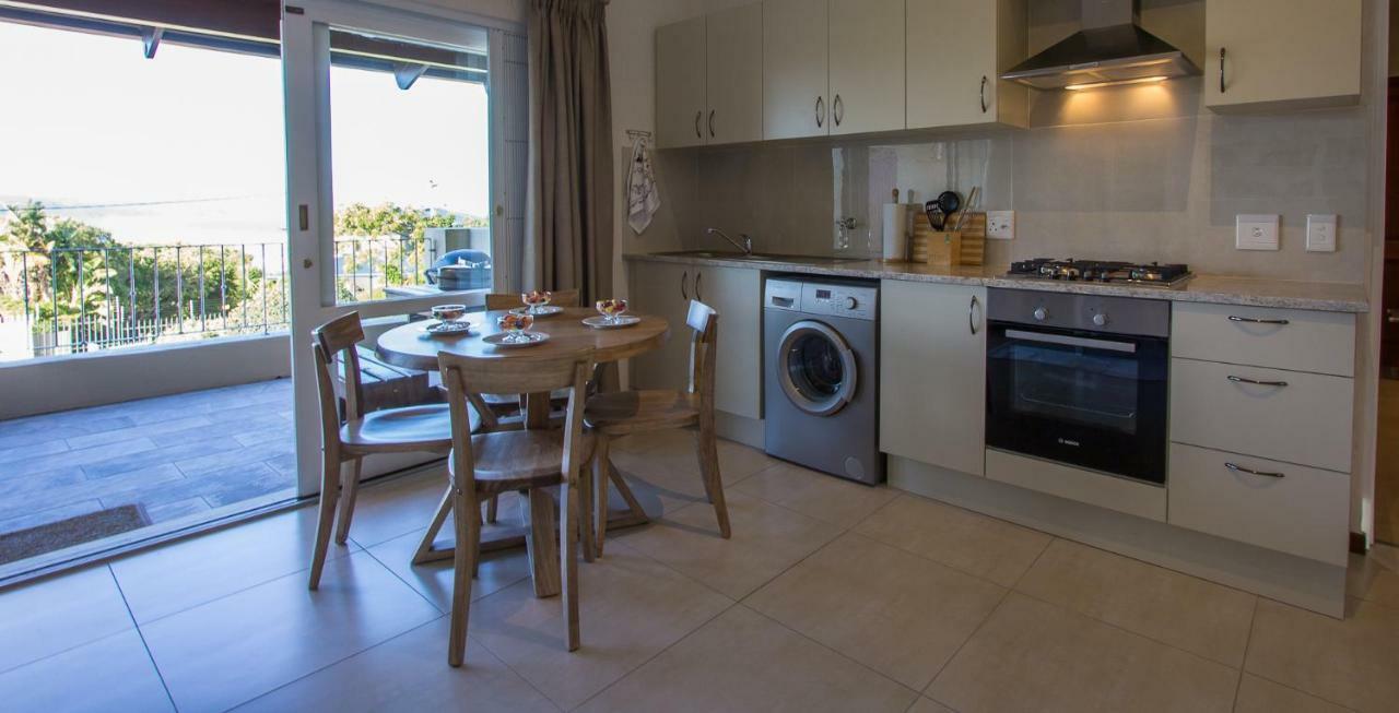 Mountain And Sea View Getaway Apartment Plettenberg Bay Exterior photo