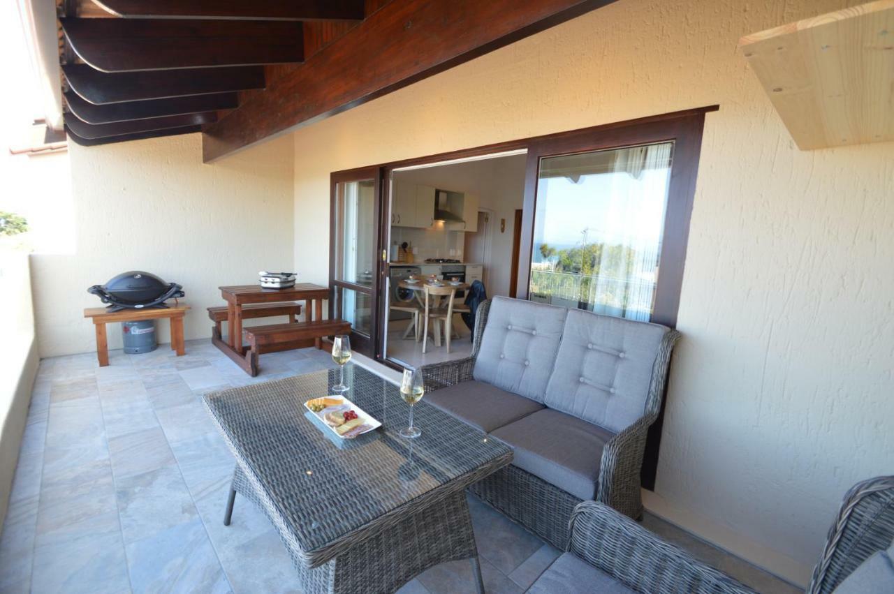 Mountain And Sea View Getaway Apartment Plettenberg Bay Exterior photo