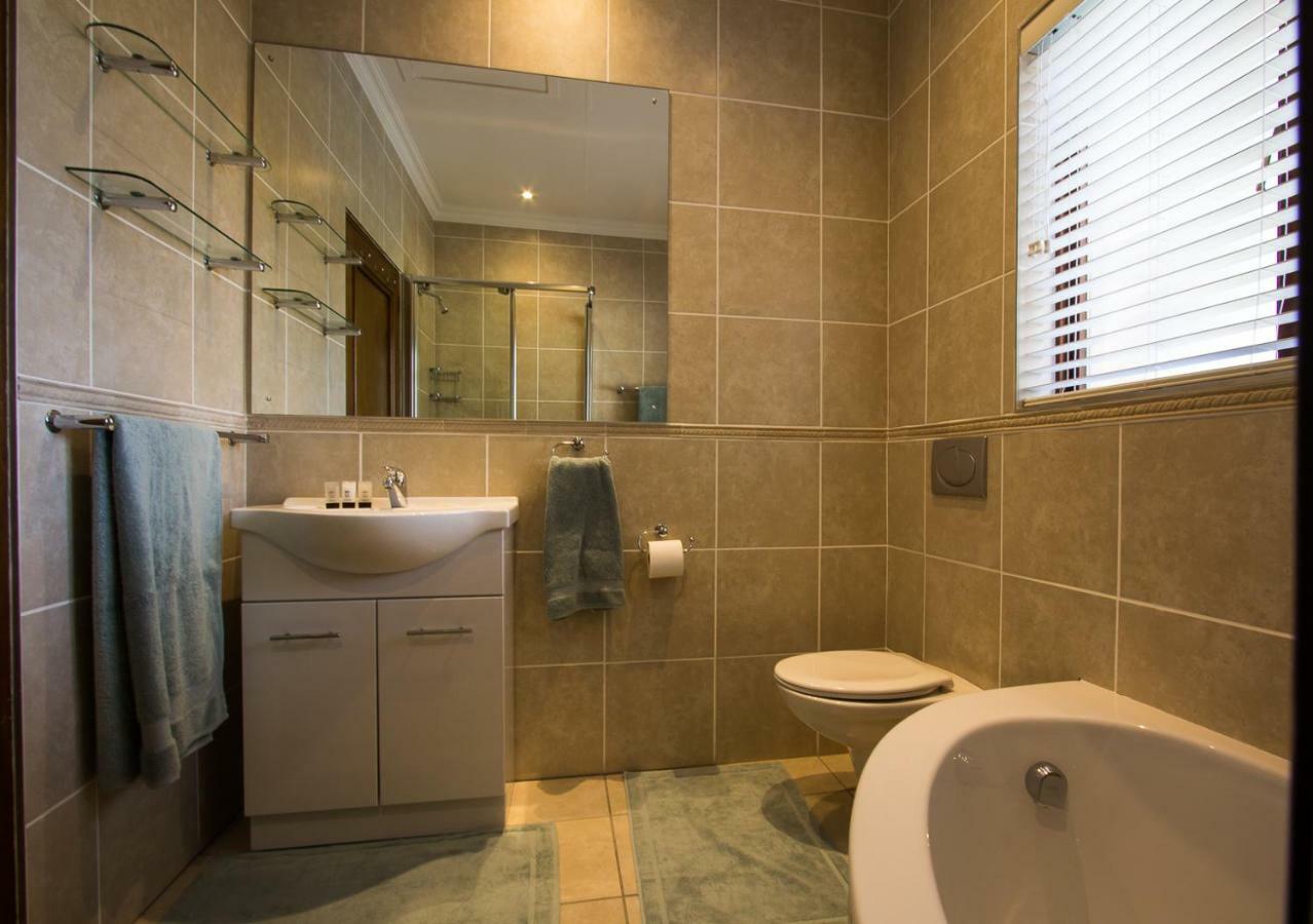 Mountain And Sea View Getaway Apartment Plettenberg Bay Exterior photo